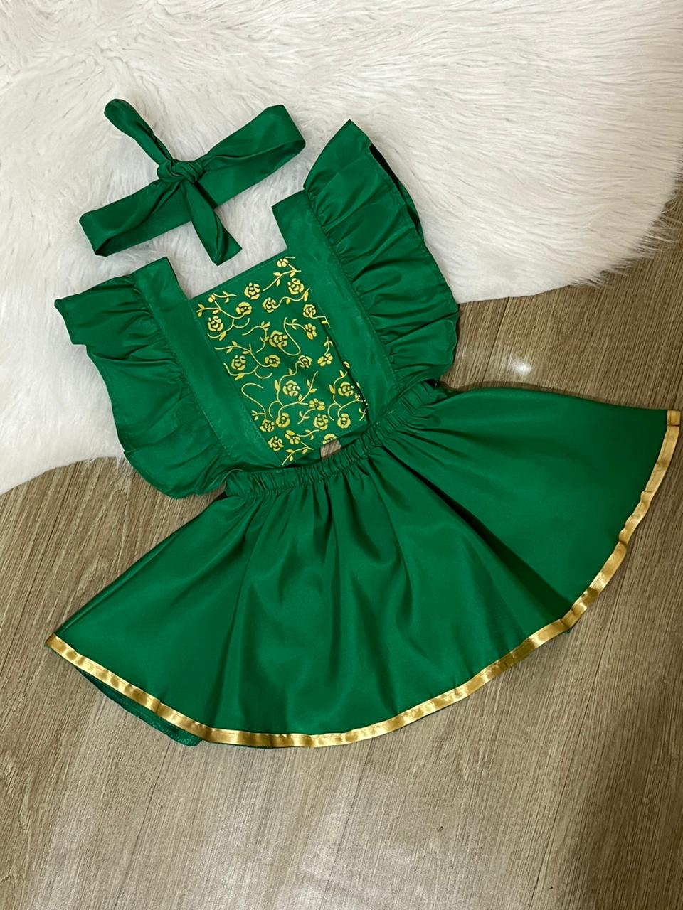 Romper Jardineira Fiona – Conclusão de Mesversário 💚